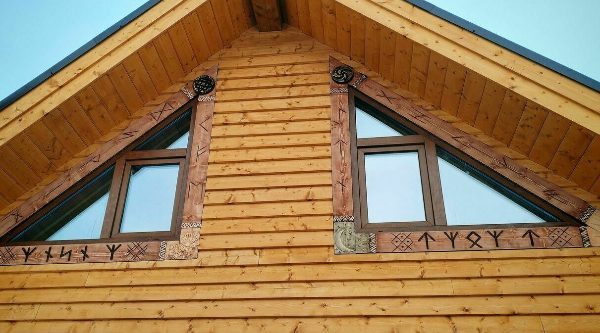 Резные наличники в Санкт-Петербурге